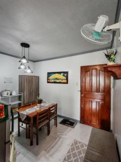 Mountain Breeze Accommodations - 1