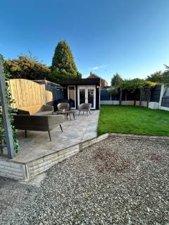 Spacious 2BR South Anston House Driveway Parking - 4