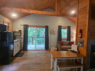 Dogwood Run at Avenwood Cabins - 1