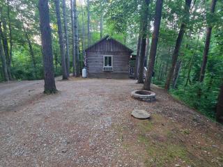 Eagles Nest at Avenwood Cabins - 6
