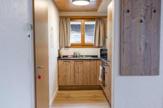 First Apartment - Aare Jungfrau AG - 2