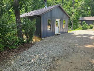 Firefly Landing at Avenwood Cabins - 9