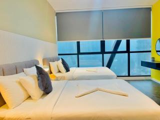 Scarletz 2-Bed Family Studio KLCC by PrimeKeys - 0