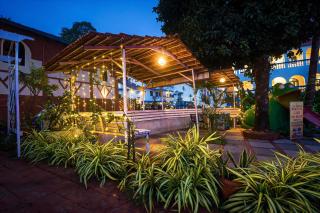 Wonderful Coco Baga Resort Air Condition Hotel Near Baga Beach - 2