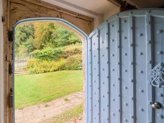 Hole House - 8