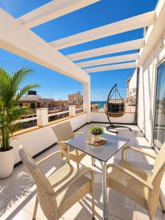 LEVEL Mallorca - Living - 0