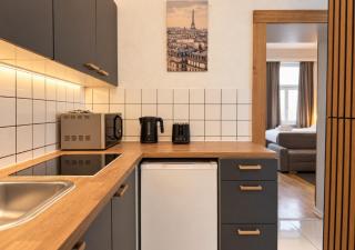 Stylish 2-Room Apartment for 8 near Hauptbahnhof - 6