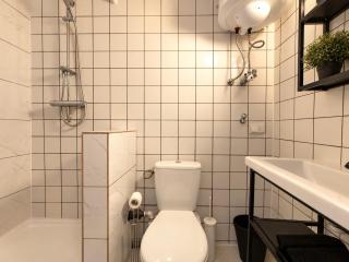 Stylish 2-Room Apartment for 8 near Hauptbahnhof - 2