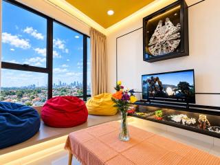 Midvalley southkey Mosaic LeGoSTAY Build Play Stay JB CIQ 2BR8PAX - 2