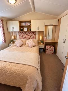 Bude Caravan Caromax - Families and Couples Only - 4