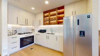 Vacationer Holiday Homes l Family-Friendly 3 Bed Villa l Private Garden - 9