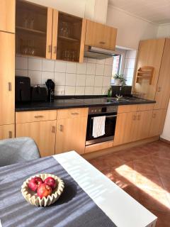 Gemütliche Erdgeschosswohnung mit Terrasse und Kamin - 1