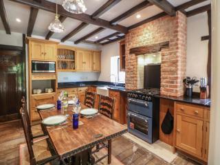 Tudor Lodge - 6