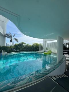 Arcadia Suites Manila at Acqua - 6