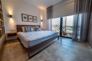 3 Min Walk to Beach Stylish Studio at Bahay - 4