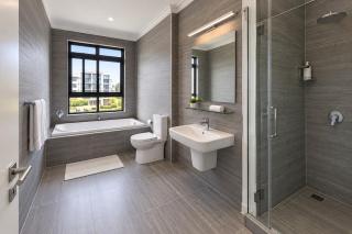 Serene Solana 2BR & 2Bath - Pool & Scenic Balcony - 7