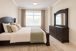 Serene Solana 2BR & 2Bath - Pool & Scenic Balcony - 2