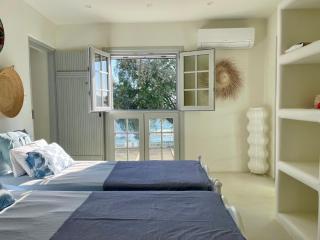 Medusa Beach House - 2