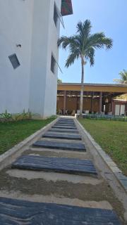 The Reef Edge - 8
