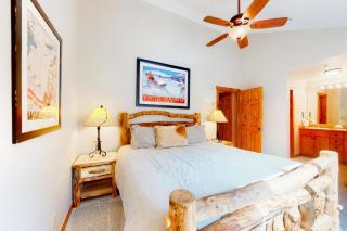 The Seasons Keystone 2 Bedroom In Lakeside Village - 4