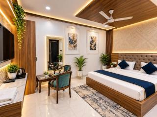 Hotel BellMount Suite Near Delhi Airport - Free Airport Pickup & Drop - 5