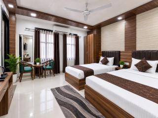 Hotel BellMount Suite Near Delhi Airport - Free Airport Pickup & Drop - 4