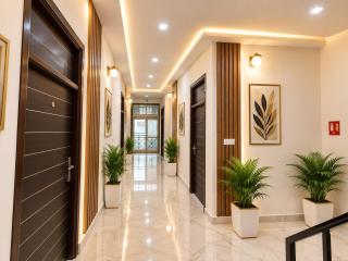 Hotel BellMount Suite Near Delhi Airport - Free Airport Pickup & Drop - 2