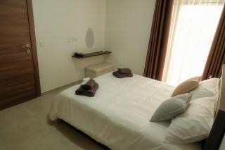 Twenty -to- Three, 2-Bed and Study, San Gwann - 3