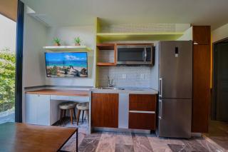 Ocean View 2BR Condo - Singular Joy 204 - 5
