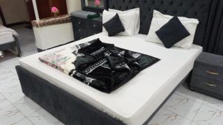The Elegant Lodge-Guest House - 9