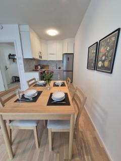 Vu Apartment - Brand New 2-Bedroom - Near Karlín - 6