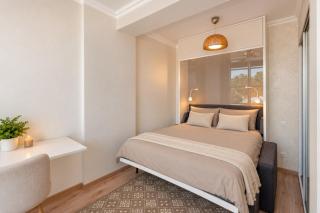 Cozy & Panoramic Apartment - 1