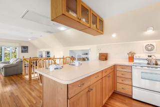 Stunning Water Views by Private Beach - Eastham - 2