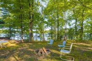 North Woods Log House w/ Exceptional Privacy! - 8