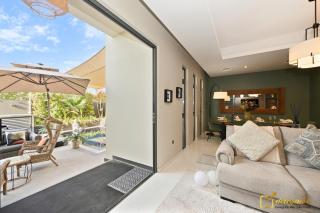 Private Pool Elegant 3BHK Villa By Deleguest - 8