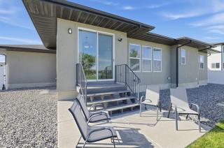 Mountain View Home with Large Yard Near Salt Lake -  - 6
