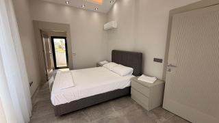 RE-BA Villa - 1
