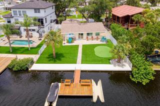 Riverfront Home w/ Putting Green & Boat Dock! - 8