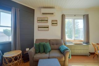 Charming Couple's Gem in Duluth w/ Enclosed Porch - 4