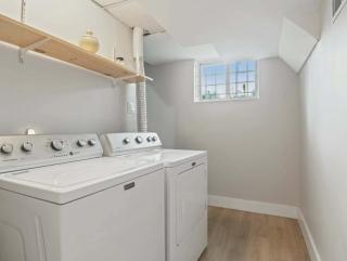 Modern Studio Apartment in Moncton - Moncton - 5