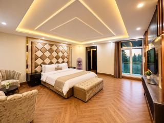 3 bedroom suite main nathia gali - 4