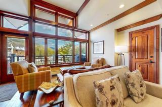 Ski In, Ski Out 3 Bedroom Condo At The Eagle Bahn Gondola With Slopeside Pool - Vail - 8