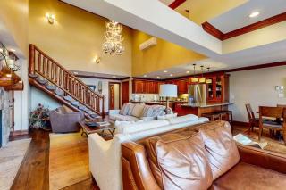 Ski In, Ski Out 3 Bedroom Condo At The Eagle Bahn Gondola With Slopeside Pool - Vail - 4
