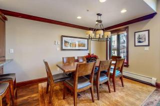 Ski In, Ski Out 3 Bedroom Condo At The Eagle Bahn Gondola With Slopeside Pool - Vail - 2