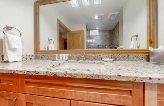 Luxury Ski In, Ski Out 2 Bedroom Mountain Residence In The Heart Of Lionshead Village With Heated Slope Side Pool And Hot Tub - 1