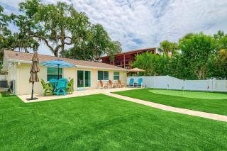 Riverfront Home w/ Putting Green & Boat Dock! - 9