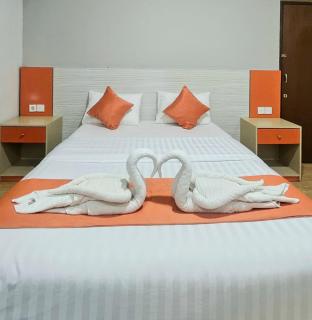 Hotel Taufina Solok - 2