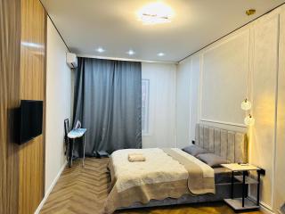 Апорт East Apartments - 7