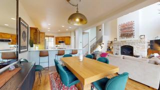 Central Park Townhome 26 - 3