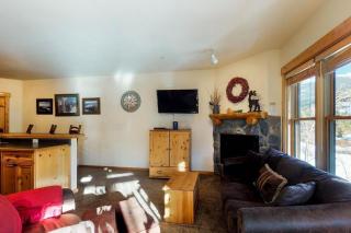 Tenderfoot Lodge 2 Bedroom At The Mountain House Base - 7